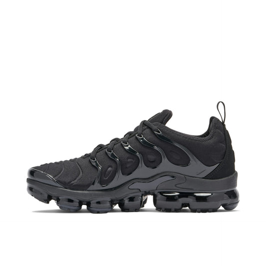 Nike VaporMax Plus “TripleBlack”